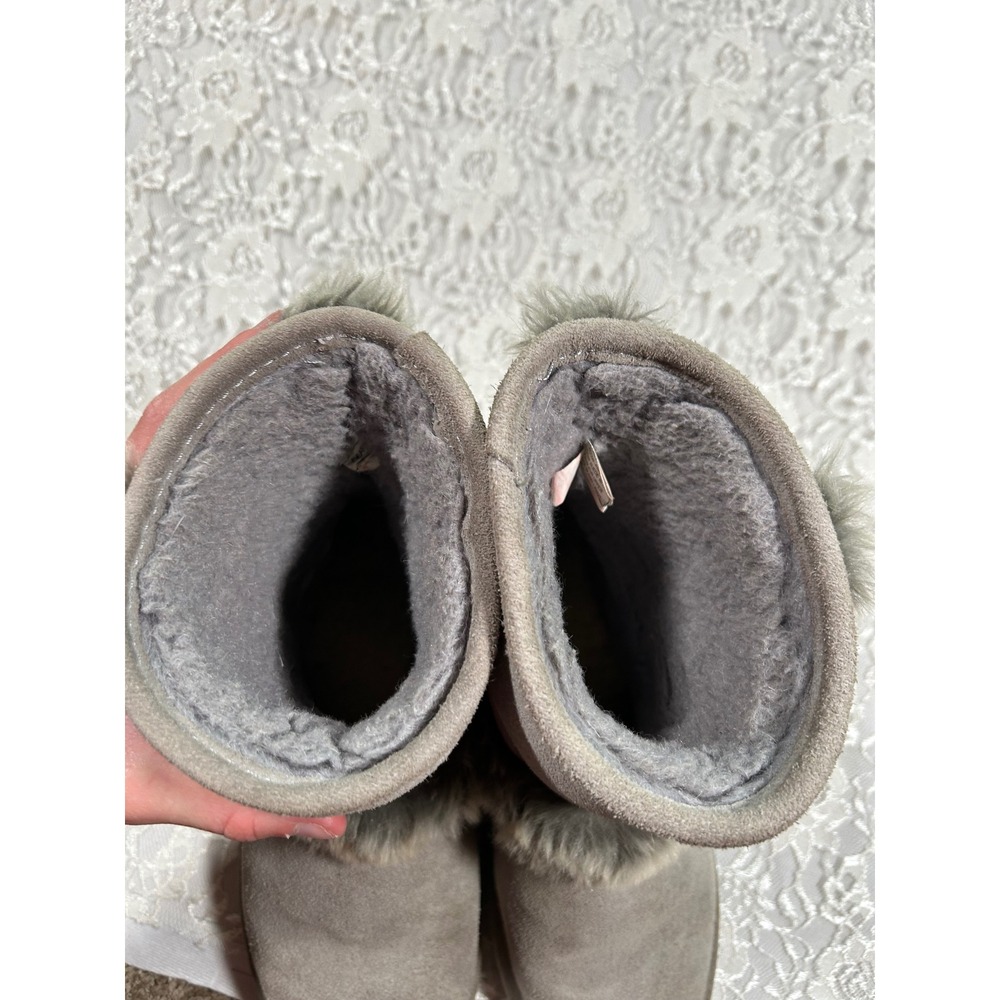 Bearpaw 8 Grey Suede Faux Fur Trim Boots Fall Apres Ski Y2K McBling Cabin 2000s - Picture 7 of 9